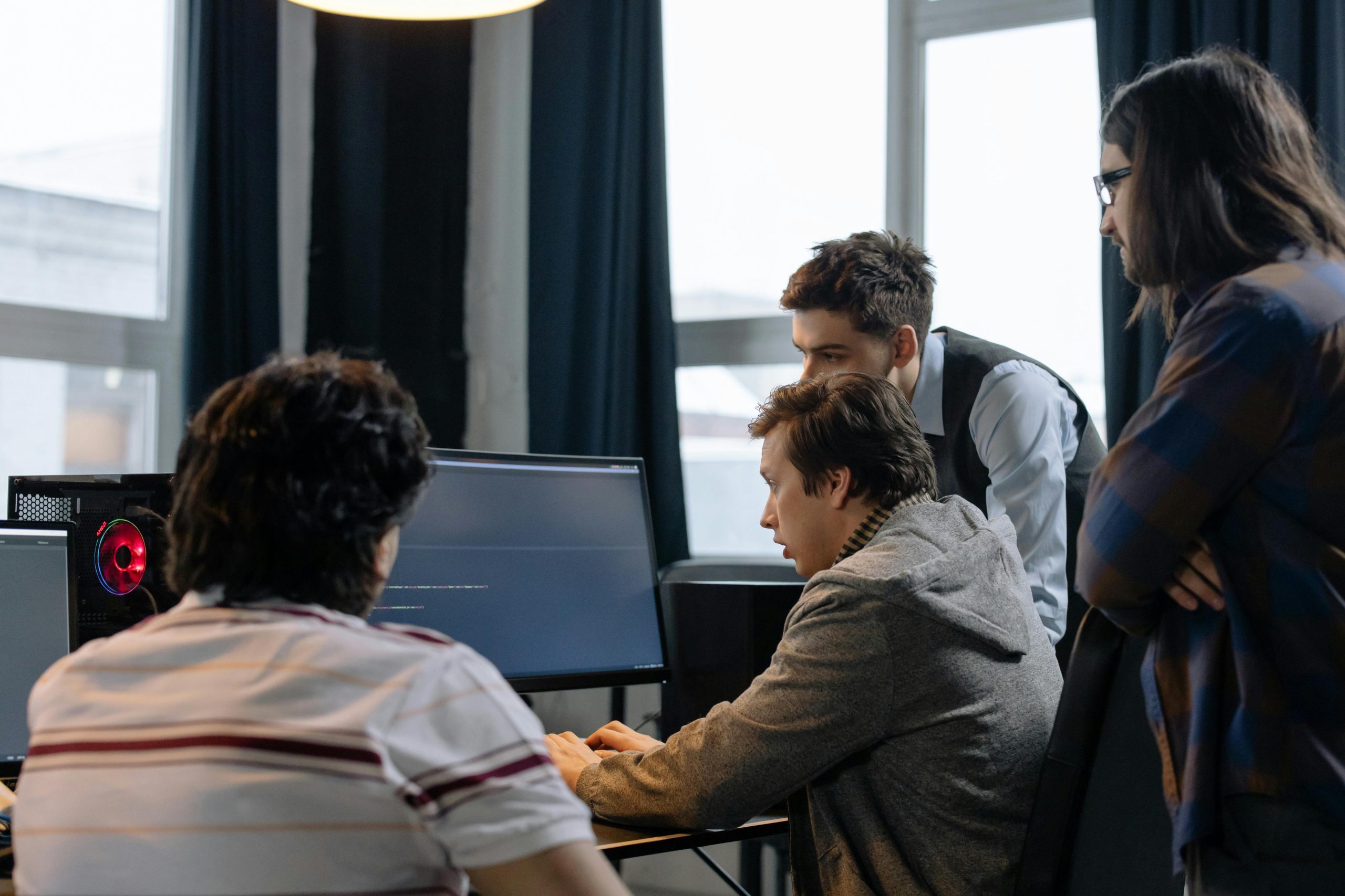 Engineers using NuraGrid